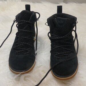 Uggs waterproof Lakesider Heritage mid sneaker 8.5